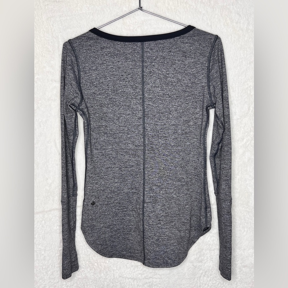 Lululemon Awesoma Henley long-sleeve shirt - Picture 2 of 5